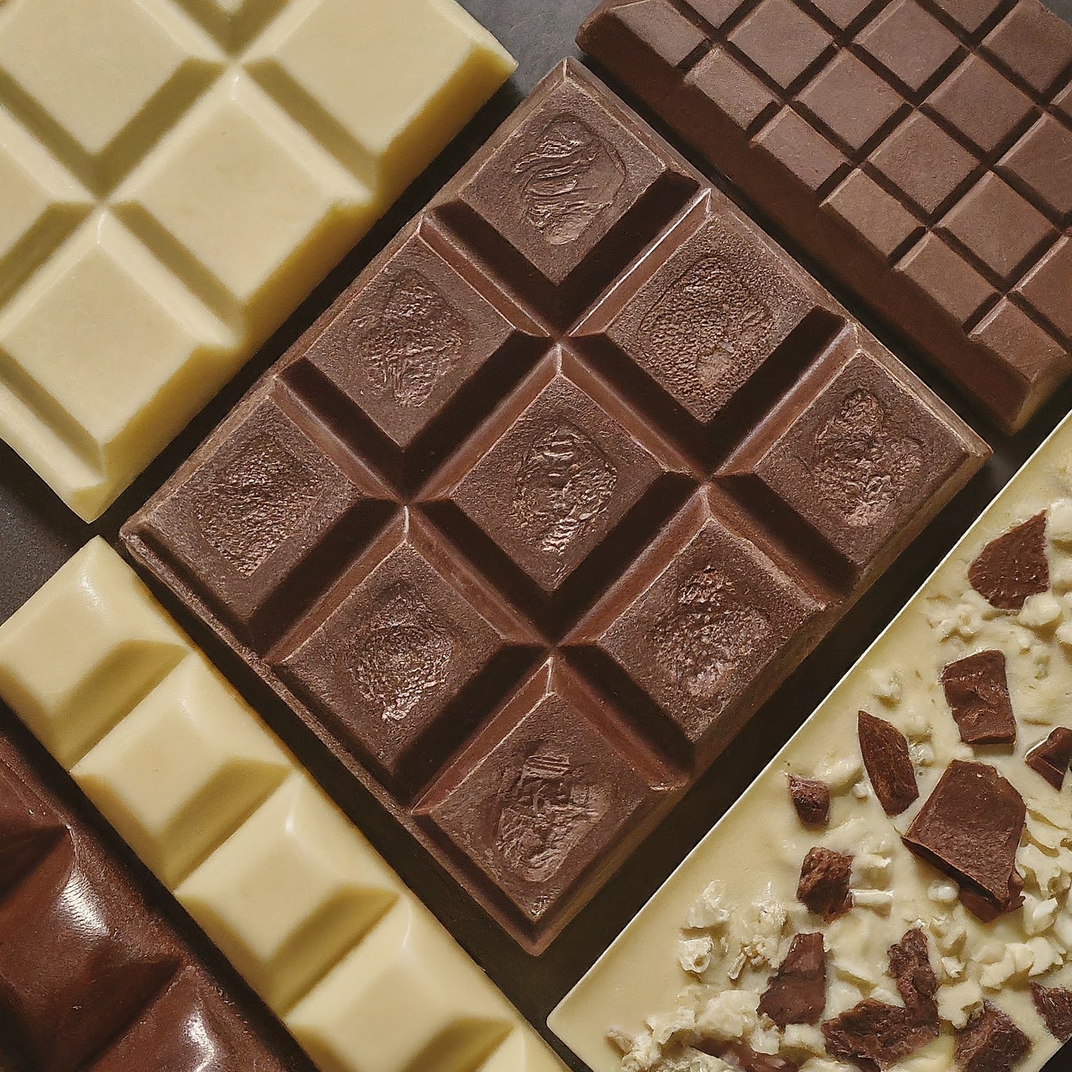 Decoding the World of Chocolate: From Bean to Bar